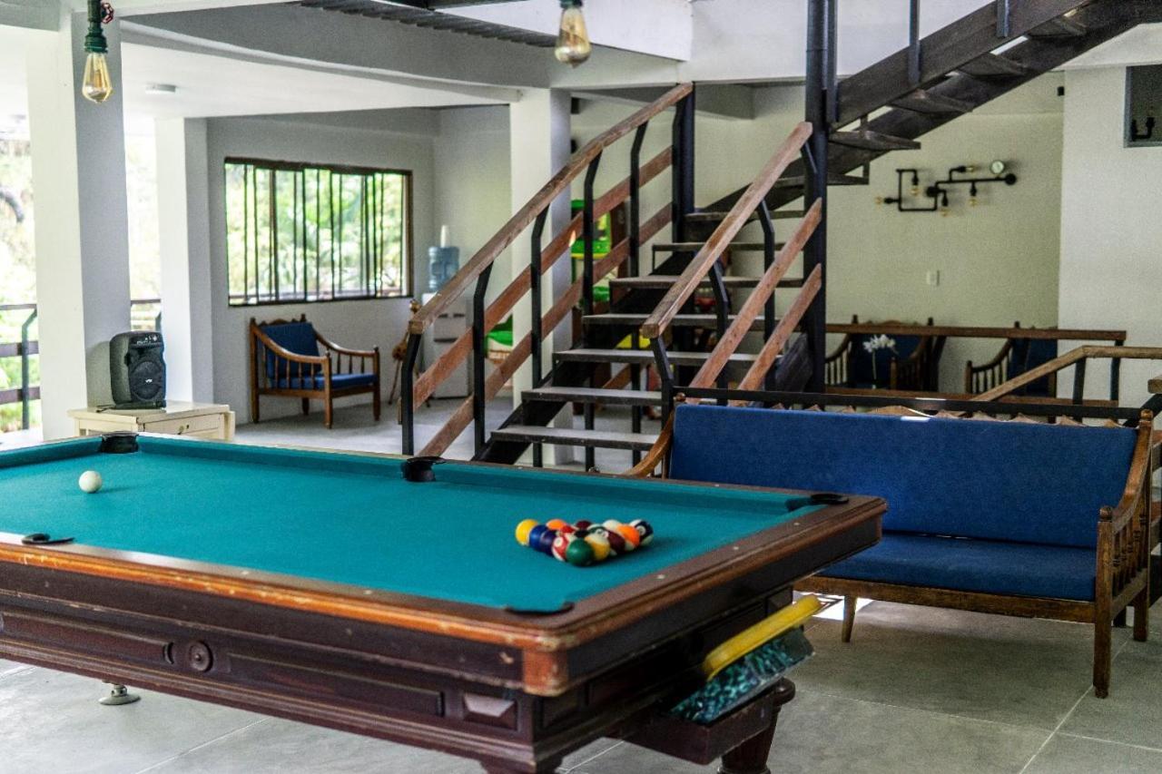 Yuluka Hostel Апуло Екстериор снимка