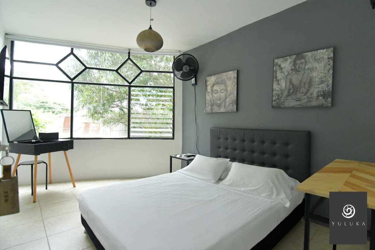 Yuluka Hostel Апуло Екстериор снимка