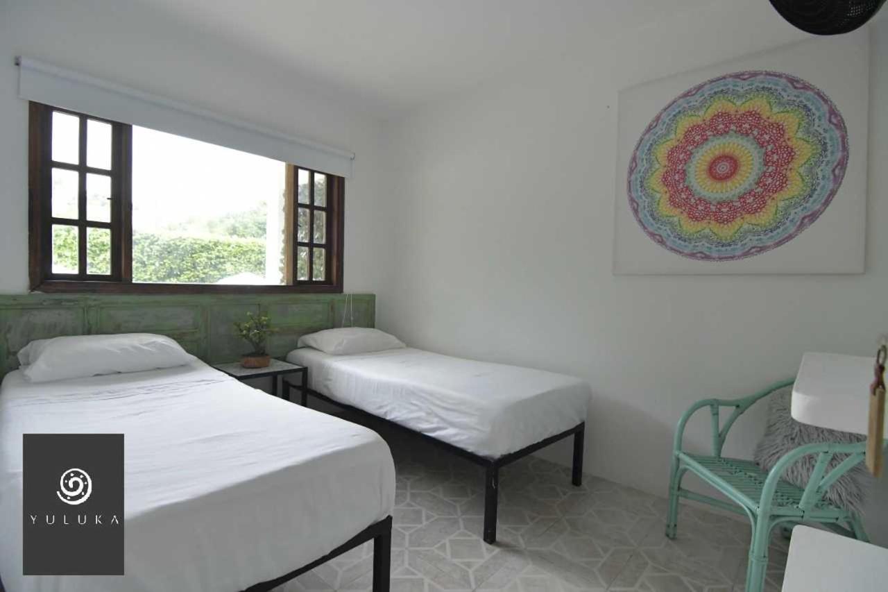Yuluka Hostel Апуло Екстериор снимка