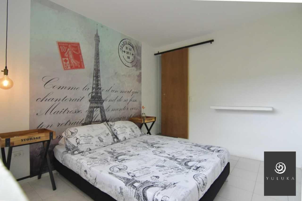 Yuluka Hostel Апуло Екстериор снимка